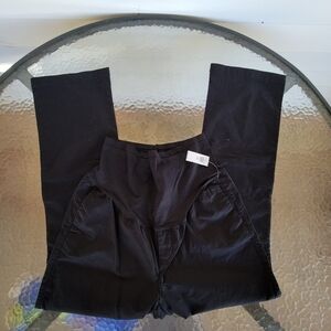 𝅺NWT Old Navy Maturnity 14S